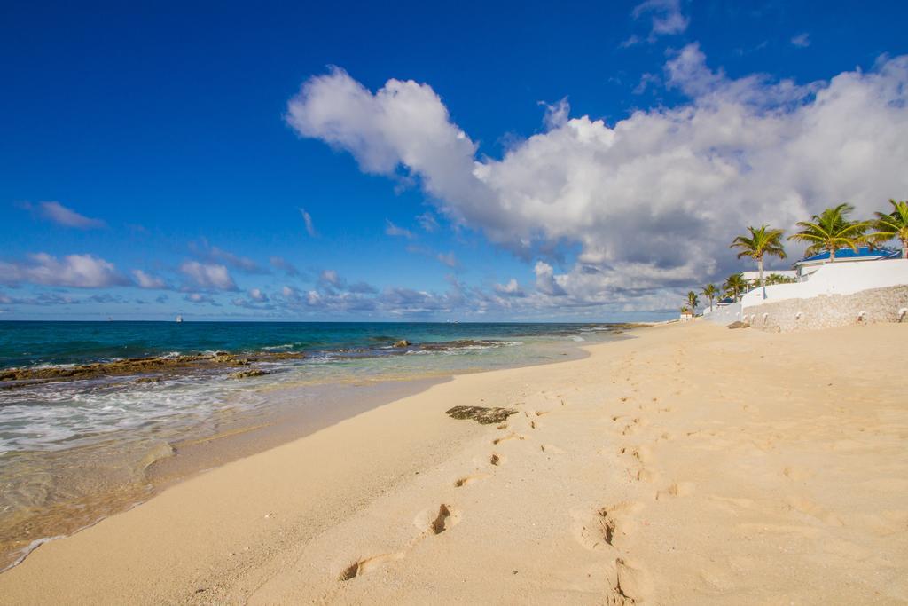 La Vista Beach Resort Simpson Bay Exterior foto